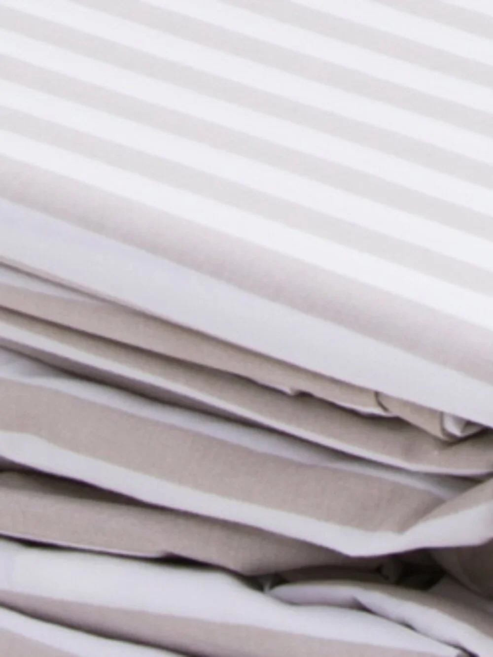 CABBAGES & ROSES 200tc Pinstriped Sheet Set
